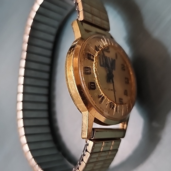 Vintage men watch
